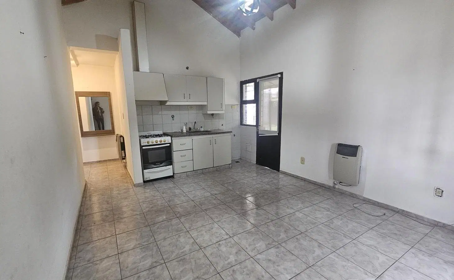 Casa en alquiler 2 hab, zona Av Cardonato y Los Sauces 2