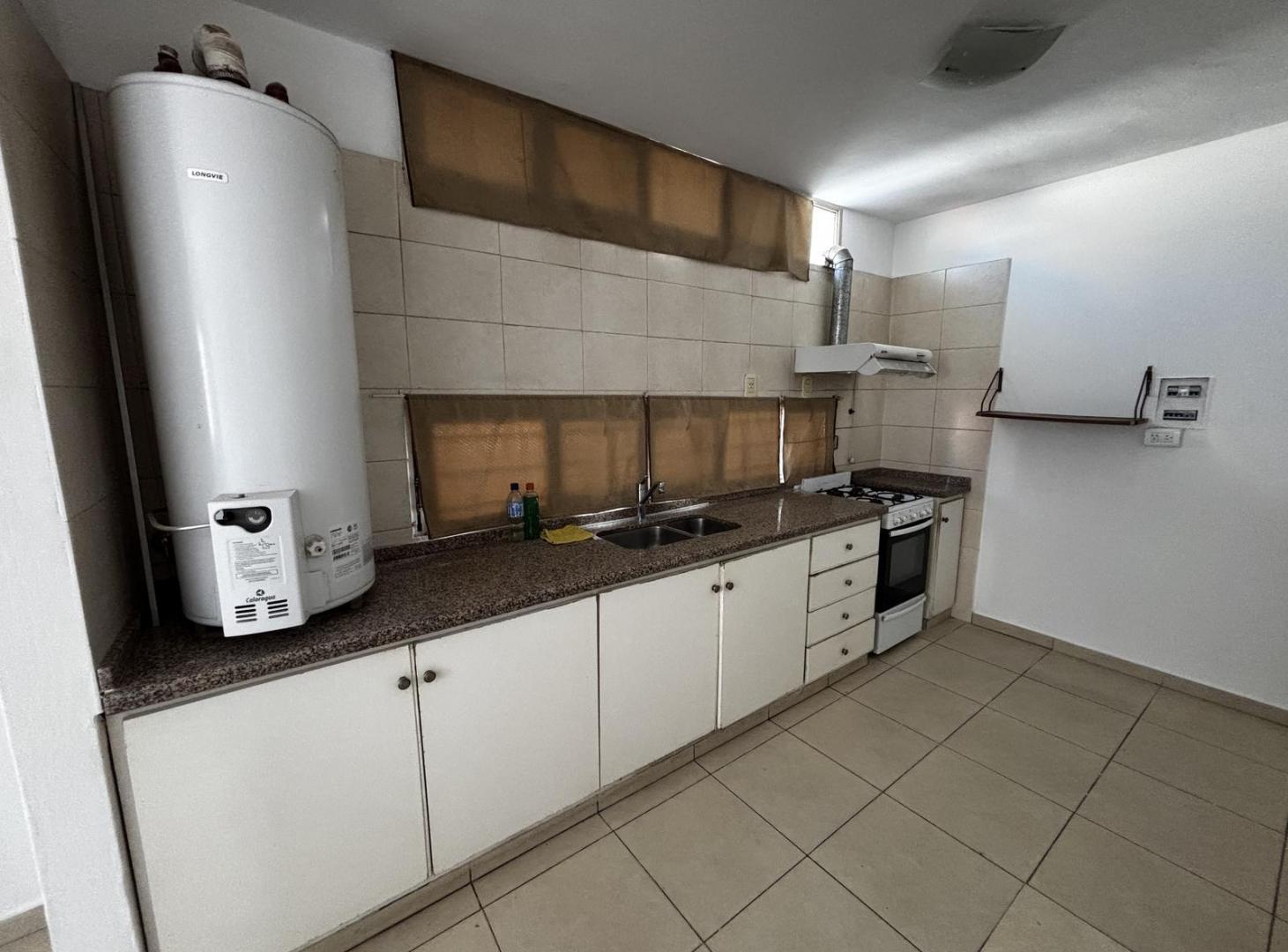 Foto de Departamento/Oficinas en alquiler - San Lorenzo al 50 1er Piso, imagen 5