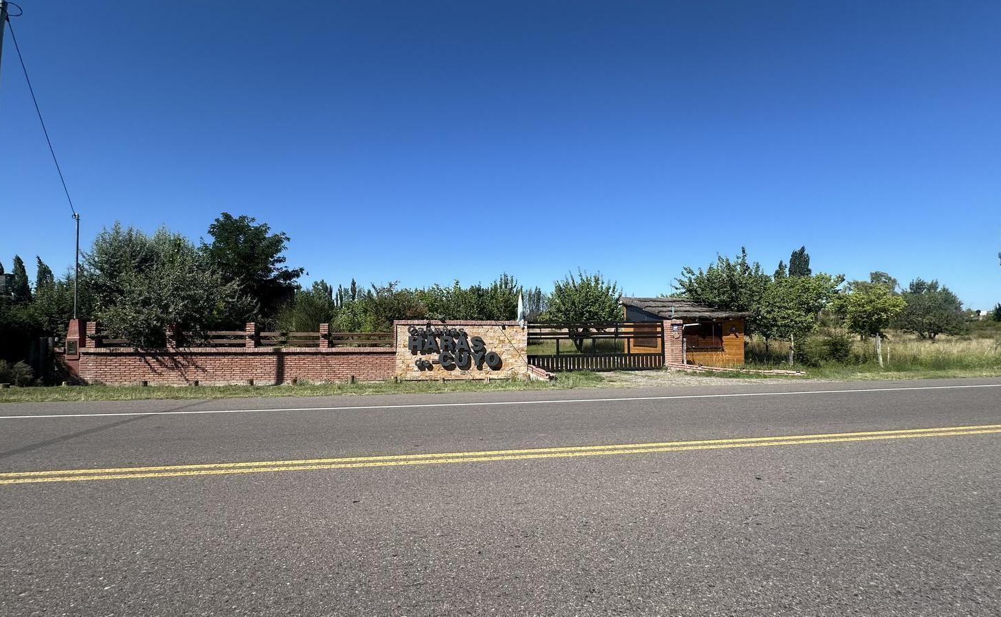Foto de Complejo de Cabañas y Quincho en venta - Cuadro Benegas, San Rafael, imagen 5