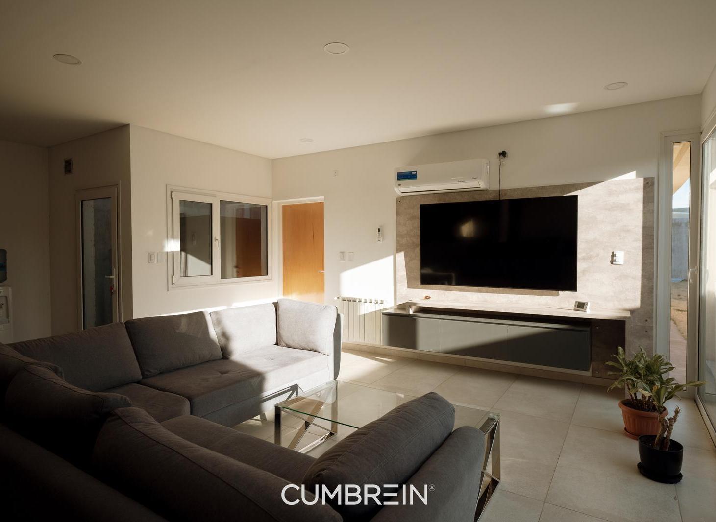 Foto de Gran casa en Venta en Olivos del Fundador - San Rafael, imagen 2