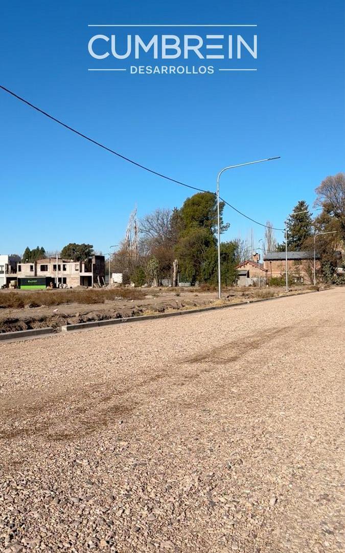 Foto de Urbanización barrio Garbin - a mts de Paseo Dean Funes, imagen 3