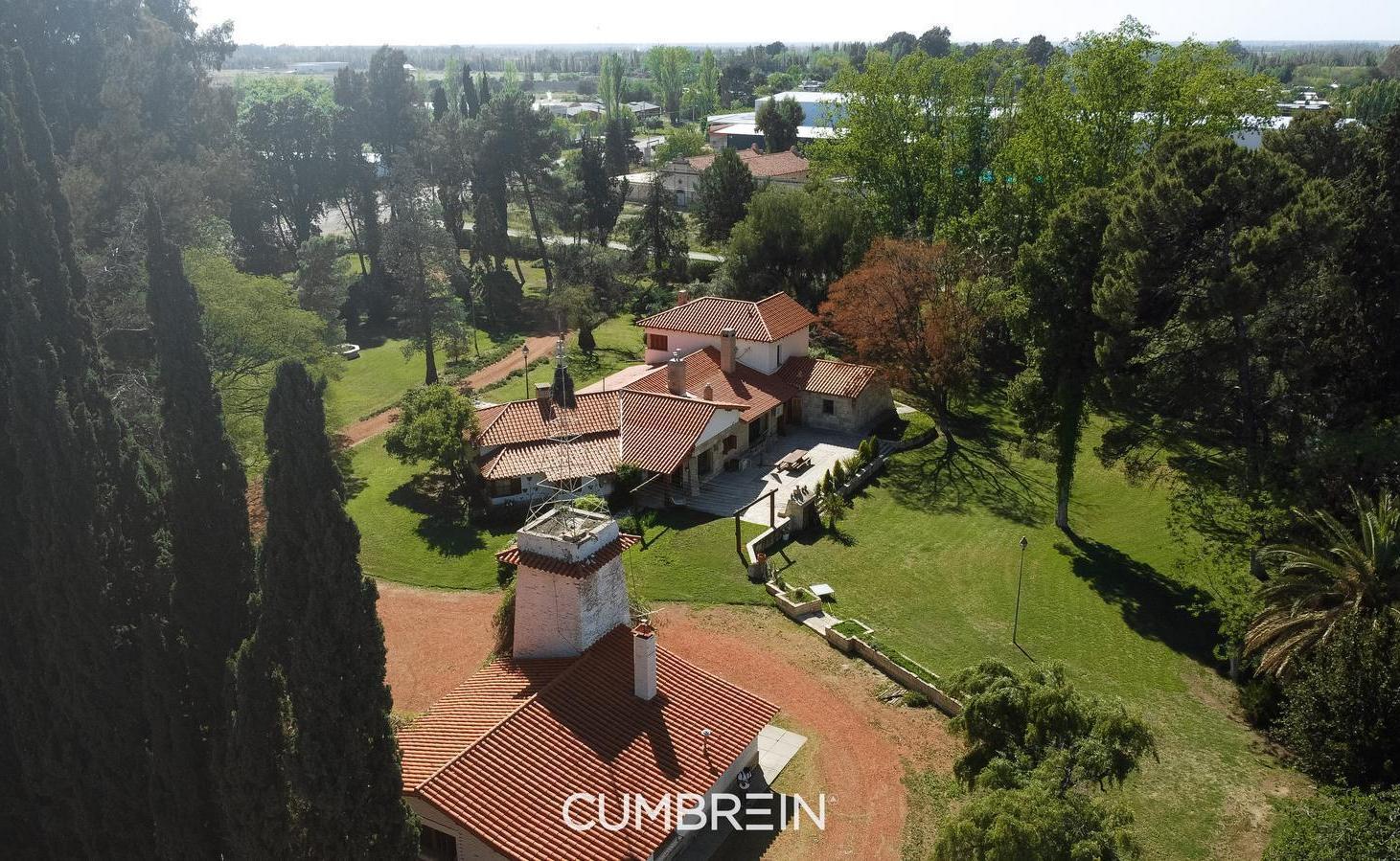 Foto de Imponente casona en venta en Cuadro Nacional sobre Av. Mitre - San, imagen 2