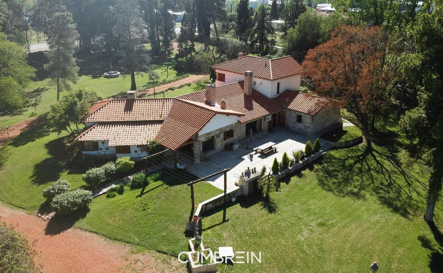 Foto de Imponente casona en venta en Cuadro Nacional sobre Av. Mitre - San, imagen 3