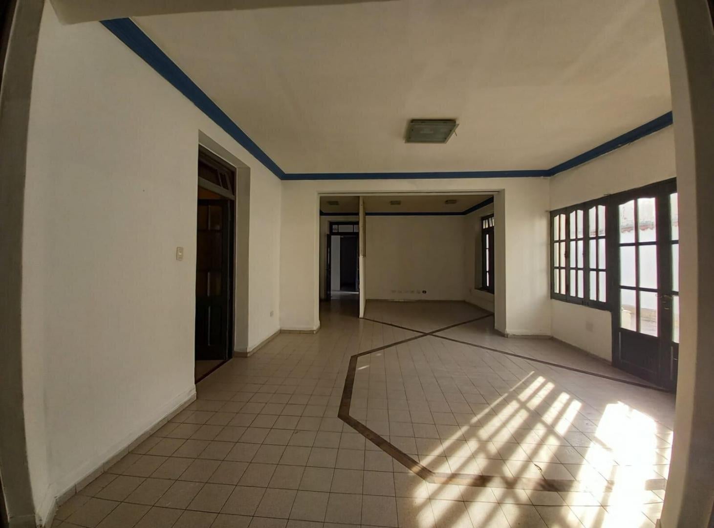 Foto de Casa en Alquiler Comercial o Permanente en Calle Belgrano, San Rafael |, imagen 2