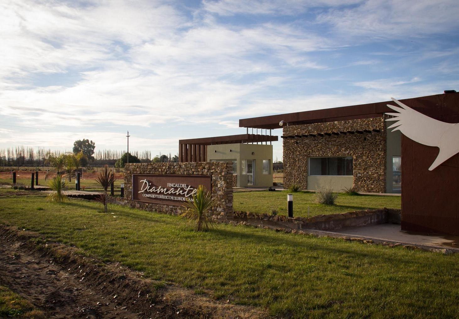 Foto de Terreno en venta en Fincas del Diamante - Barrio Privado, imagen 2
