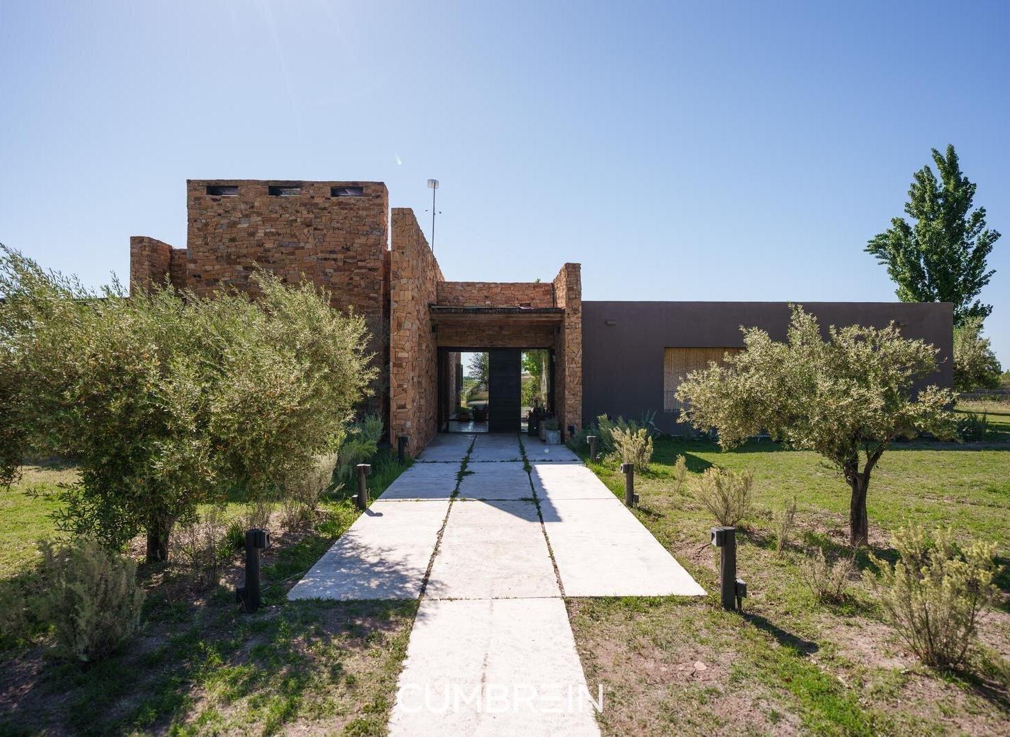Foto de Residencia de Autor en Algodón Wine Estates | Golf y Viñedos | San, imagen 2