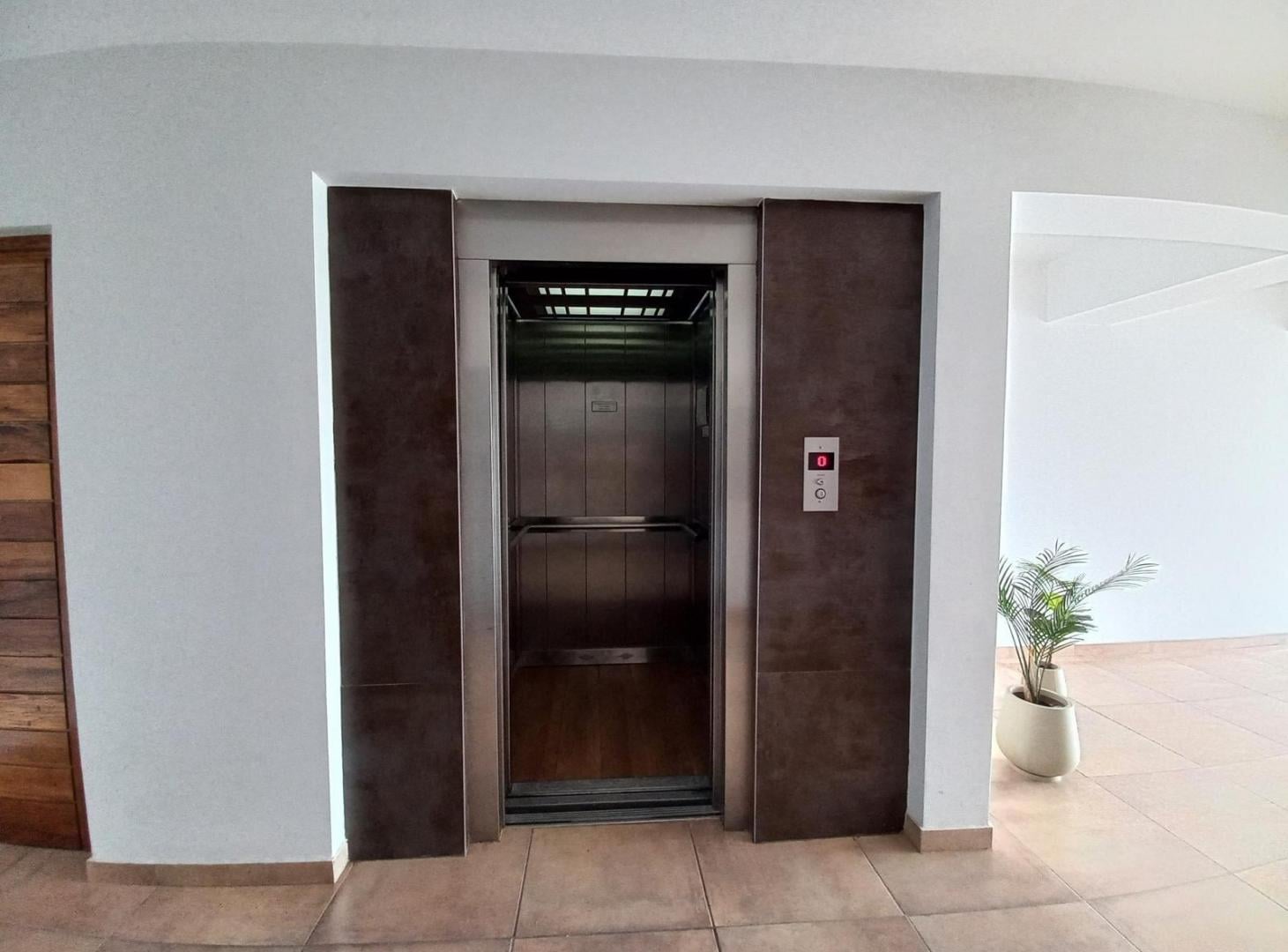 Foto de Departamento con pileta en Torre Dean Funes - Alquiler, imagen 4