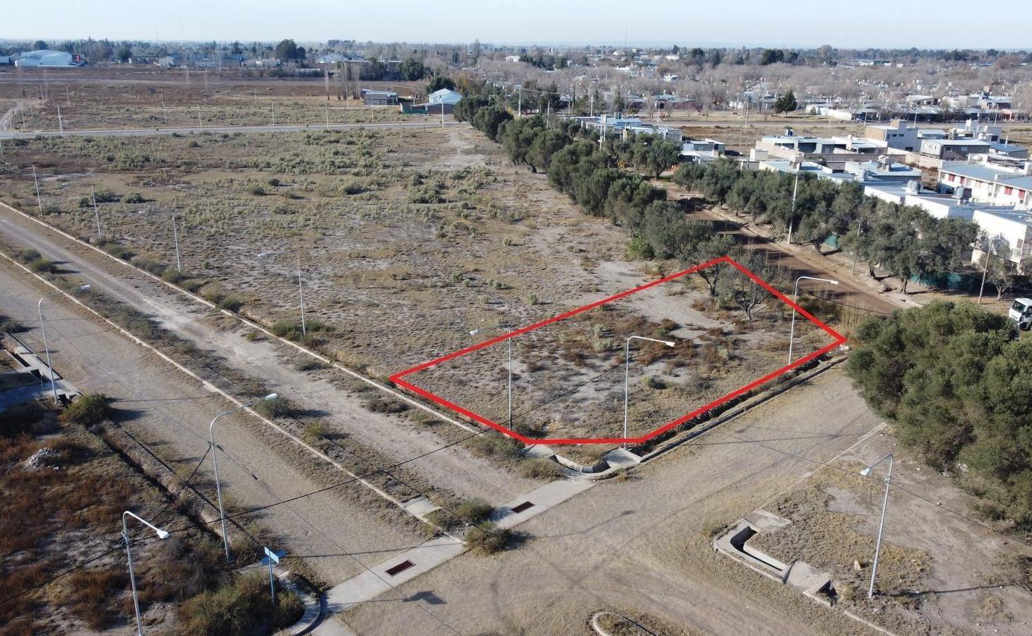 Foto de Lote de 471m2 sobre Av. Florida - Bº Solares de Viñuela, imagen 1