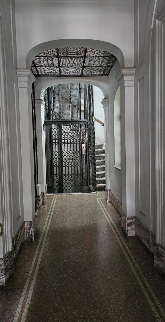 Foto de Departamento en venta en Caballito. 2 dormitorios 1 baño Luminoso Apto, imagen 3