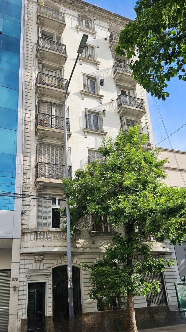 Departamento en venta en Caballito. 2 dormitorios 1 baño Luminoso Apto profesional