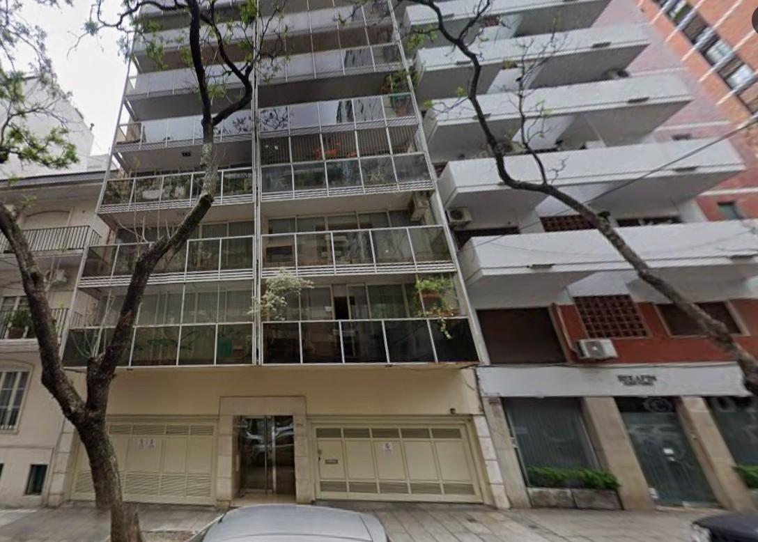 Departamento en venta en Palermo. Living comedor a balcón 3 dormitorios 2 baños cochera