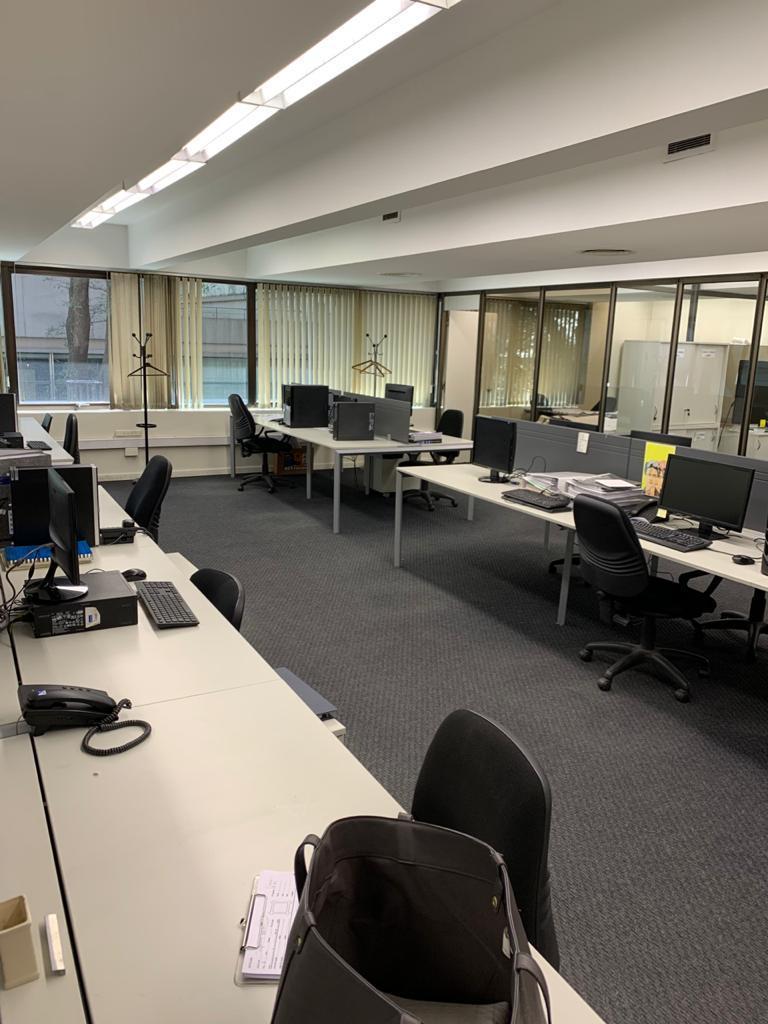 Foto de Oficina en alquiler en Retiro Recepción 2 despachos 1 sala de reuniones 3 baños 2 cochera., imagen 5