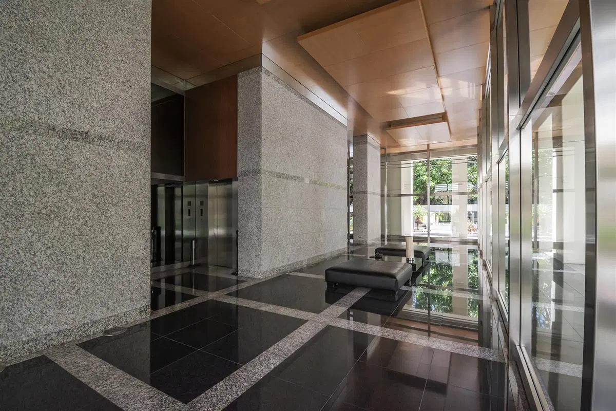 Departamento en venta en Torre Quartier Ocampo. Living comedor Toilette 2 suites 2 baños 2 cocheras 3