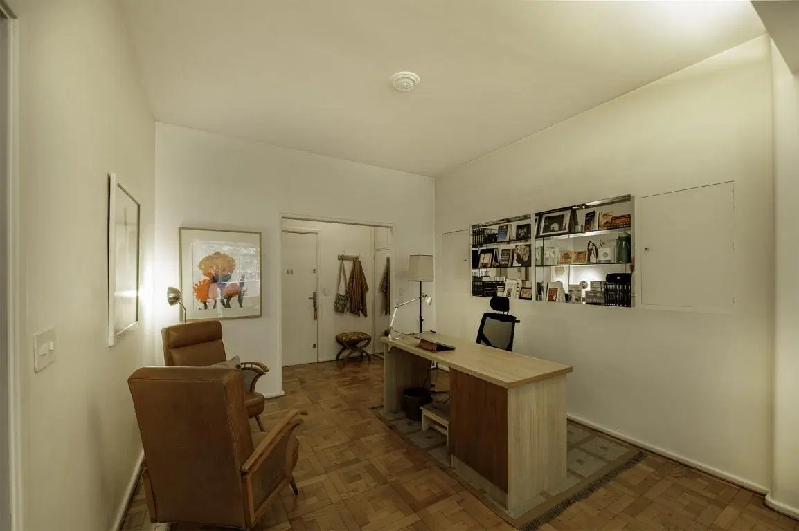 Departamento en alquiler en Palermo. Living comedor 3 dormitorios (1 suite) 2 baños Balcón 1 cochera 4