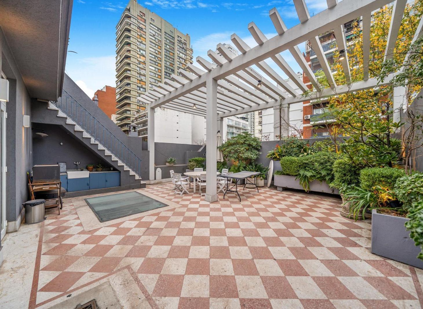 PH en venta en la mejor zona de Palermo. Living comedor 4 dormitorios Toilette 2 baños Terrazas