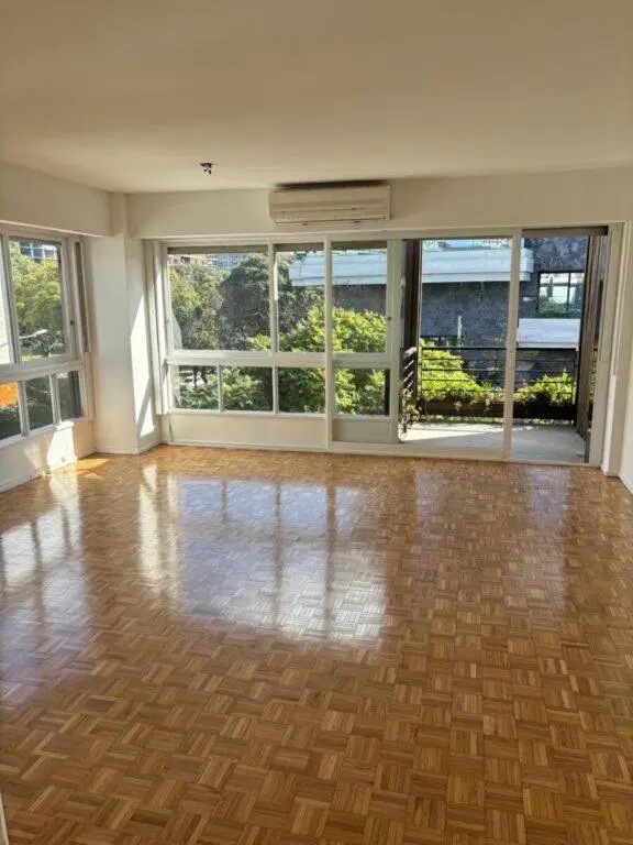 Departamento en venta en Palermo Chico Living comedor y escritorio Toilette 2 dormitorios cochera 2