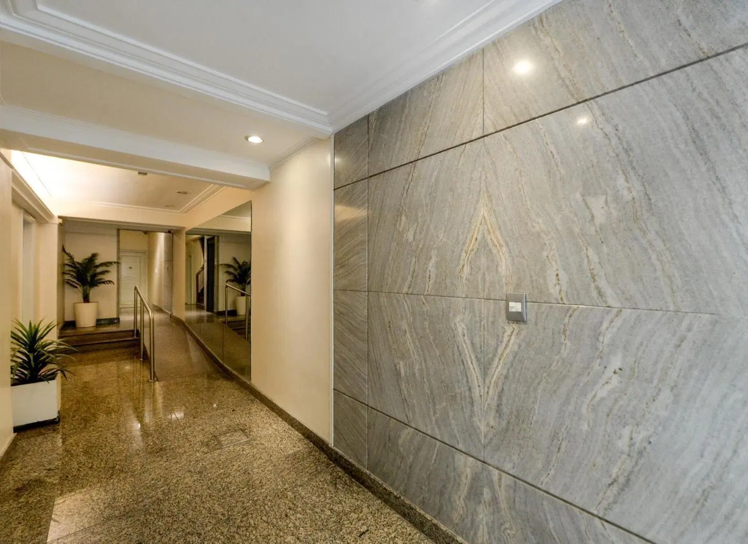 Departamento en venta en Recoleta. Living comedor y escritorio Toilette 2 dormitorios 1 baño 3