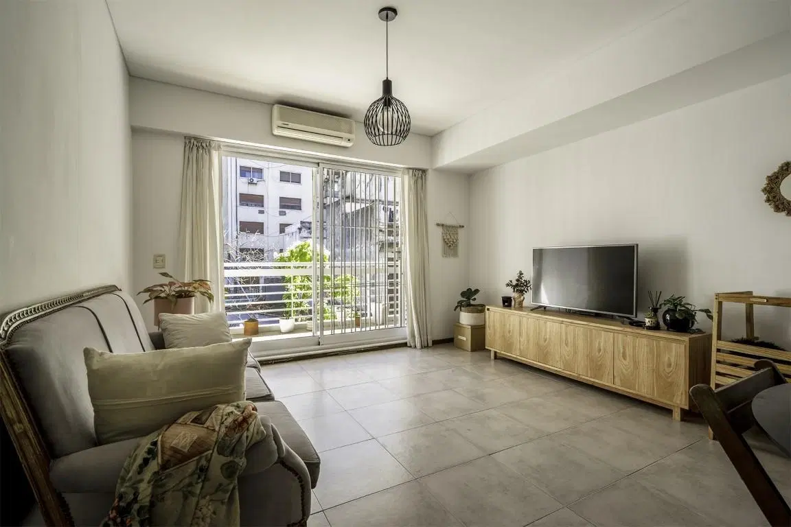 Departamento en alquiler en Palermo. LC a balcón 2 dormitorios (1 suite) 2 baños Cochera Amenities 1