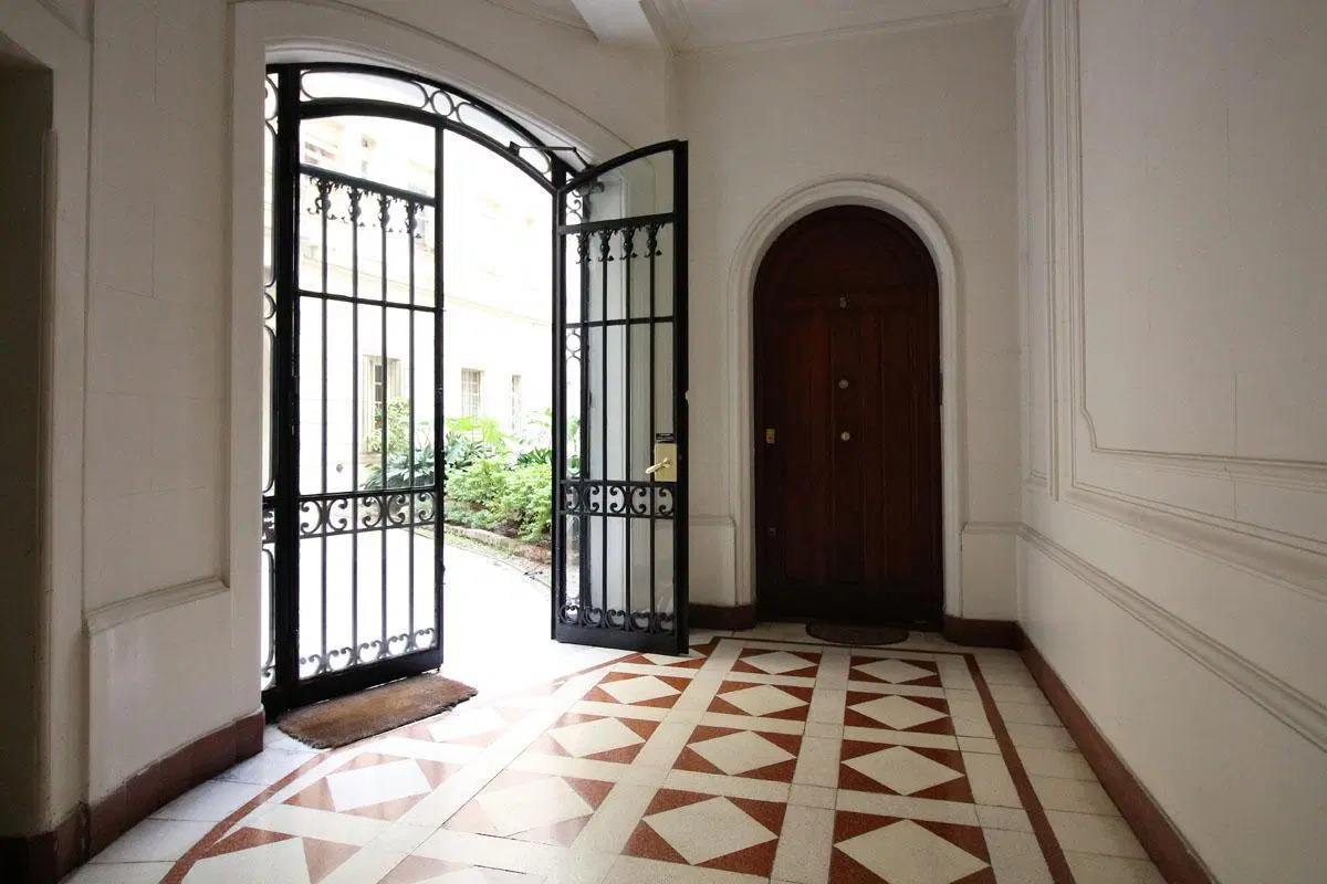 Departamento en alquiler Palacio Los Patos - Palermo Living comedor Escritorio 2 dormitorios 2 baños 3