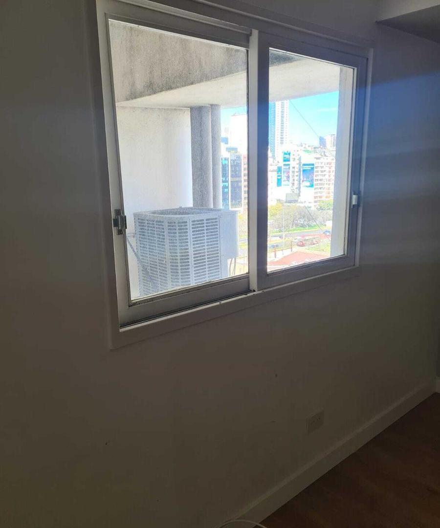 Foto de Oficina al contrafrente en alquiler en Barrio Norte Sala grande 1, imagen 1
