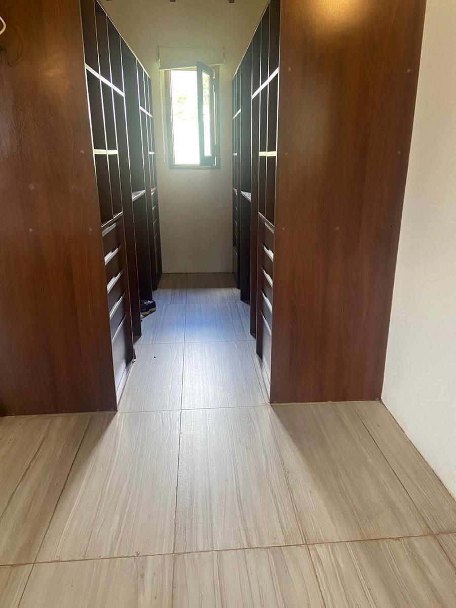 VENTA CASA EN SAN SEBASTIAN AREA 2 LOTE CENTRAL
