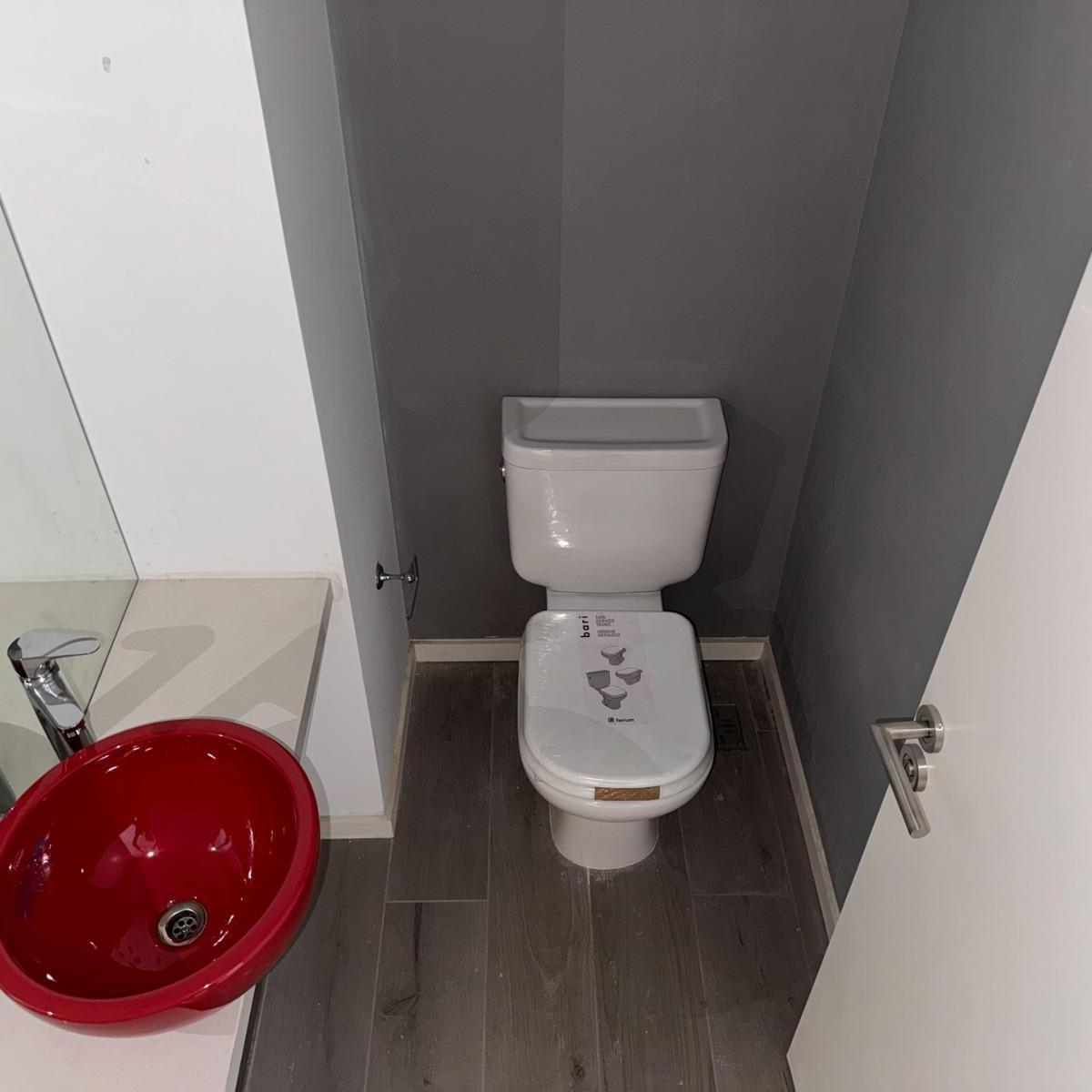 Foto de VENTA DEPARTAMENTO SEMIPISO, 4 AMBIENTES CON BALCON EN CAÑITAS, imagen 5