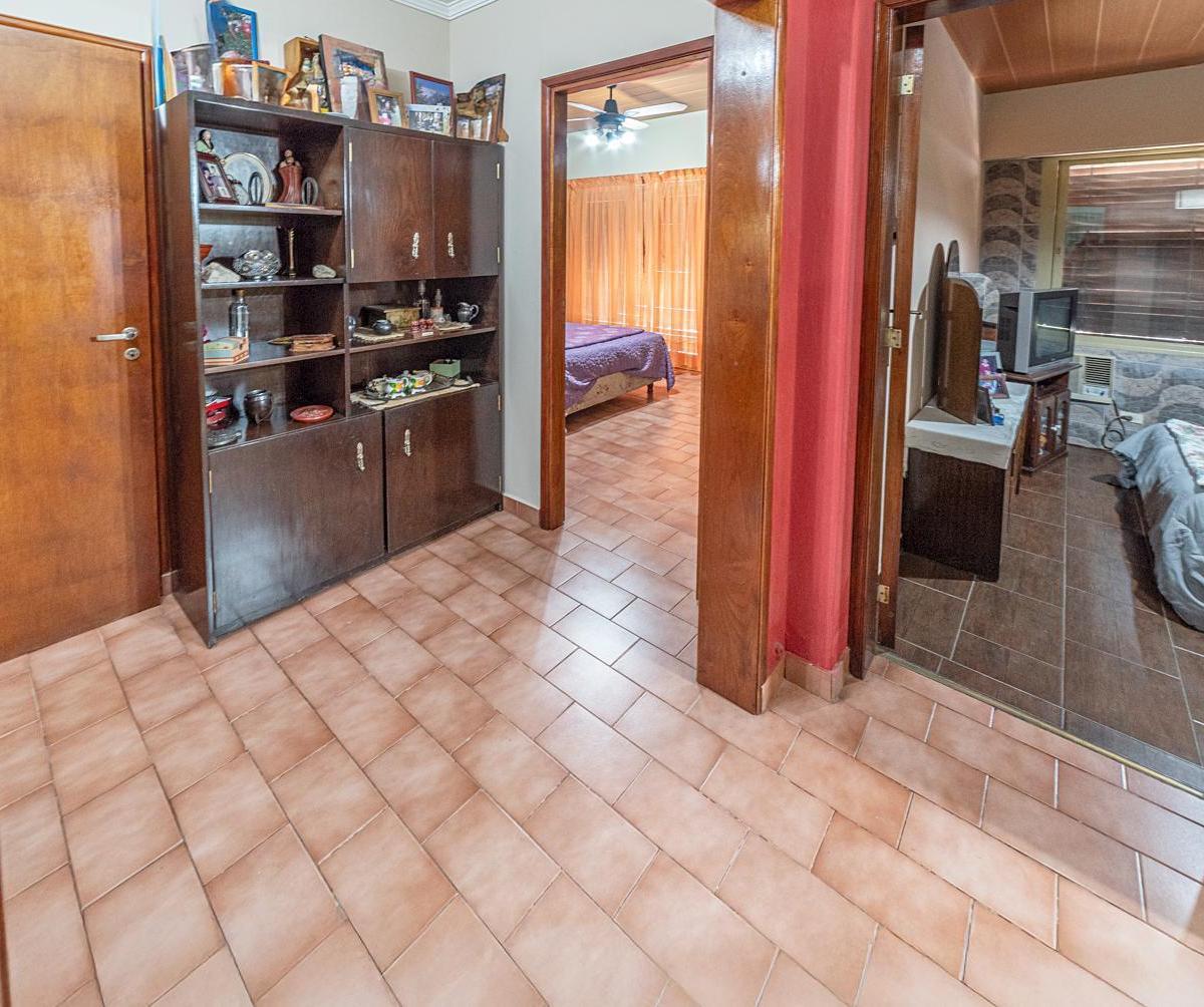 Venta Casa 4 ambientes en José León Suárez