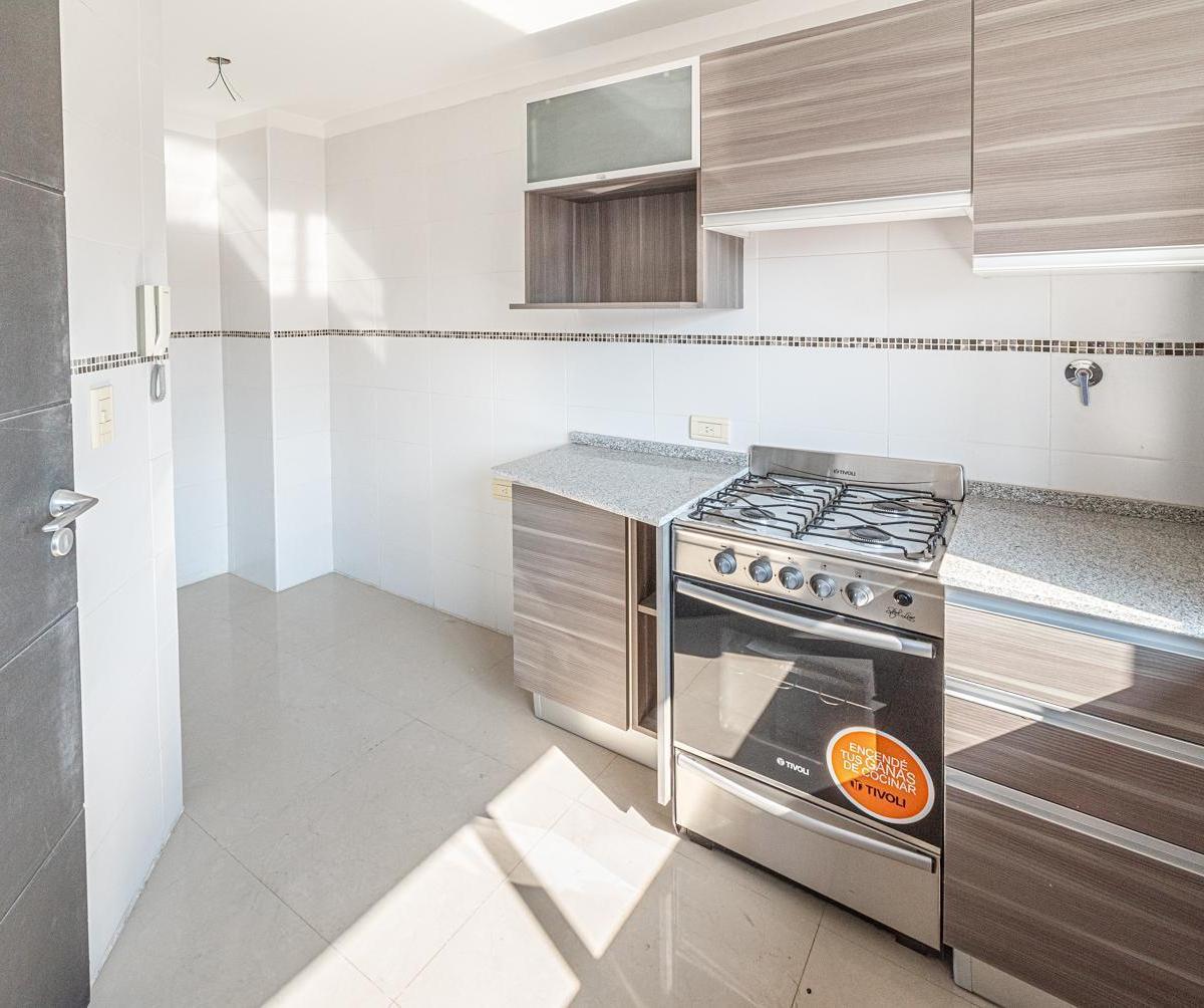 Venta Departamento 3 Ambientes - San Martin 2
