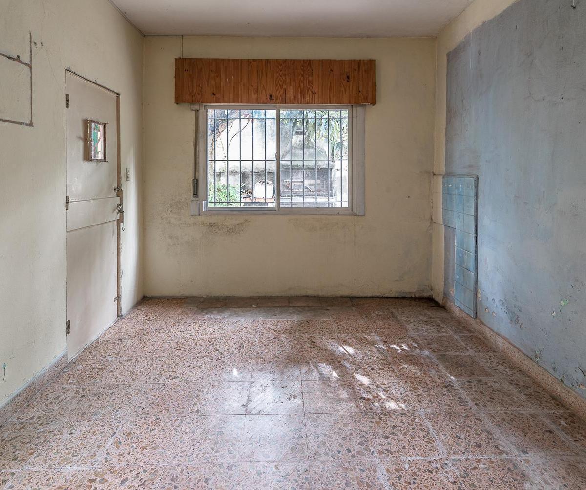 Venta Casa Para Reciclar a Pocas Cuadras del Centro de San Isidro 1