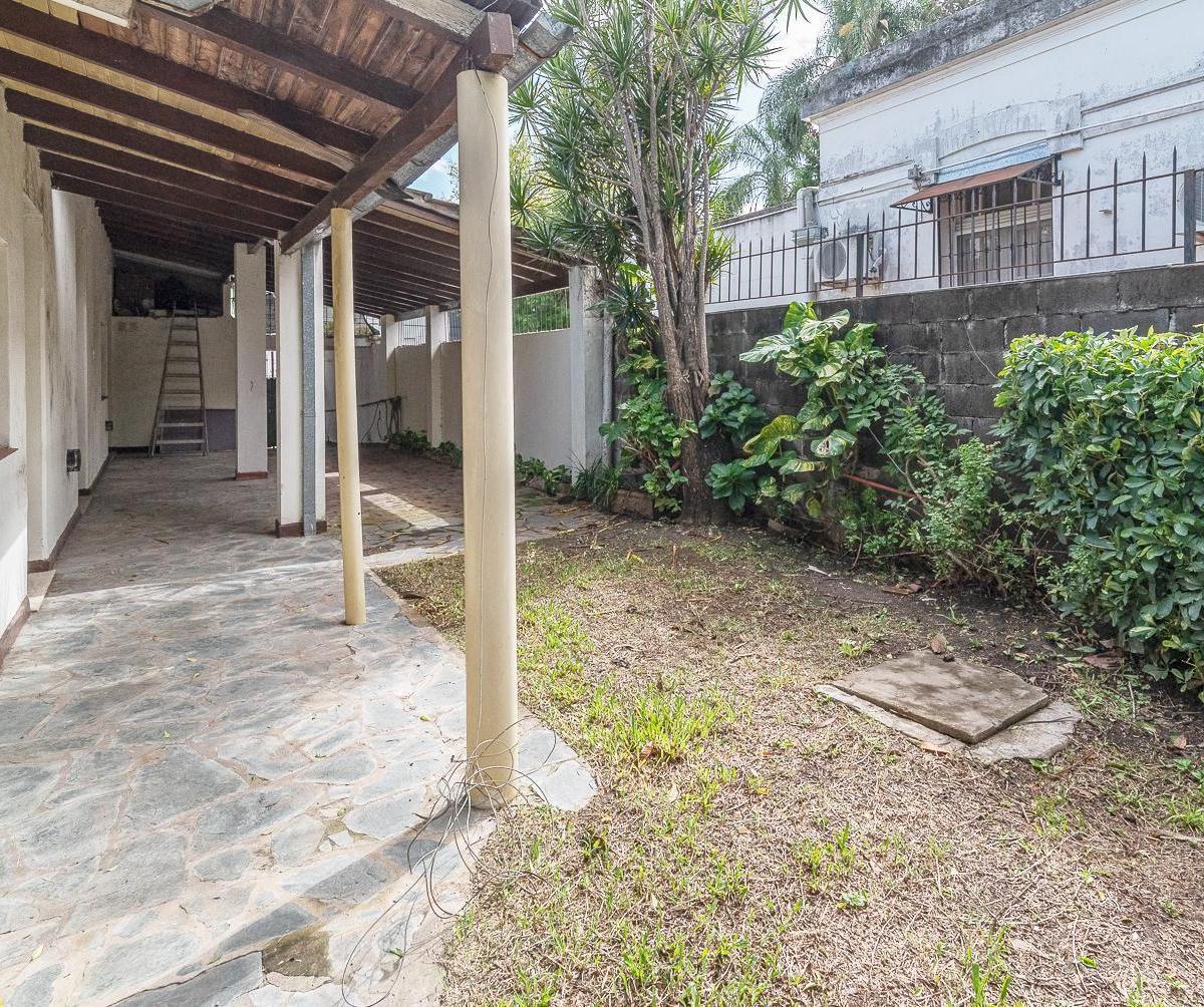 Venta Casa Para Reciclar a Pocas Cuadras del Centro de San Isidro 2