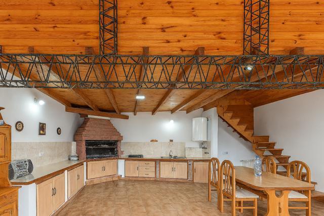 Venta Casa Berisso con oficinas comerciales ideal consultorios 2