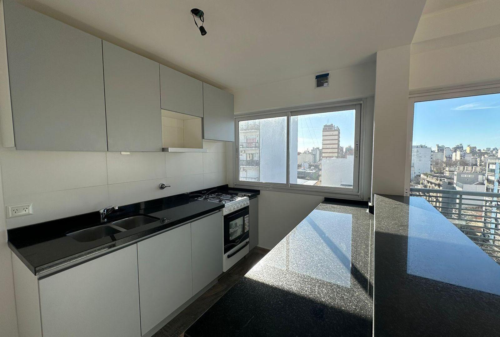Foto de VENTA DEPARTAMENTO 4 AMBIENTES SAN CRISTOBAL, imagen 5