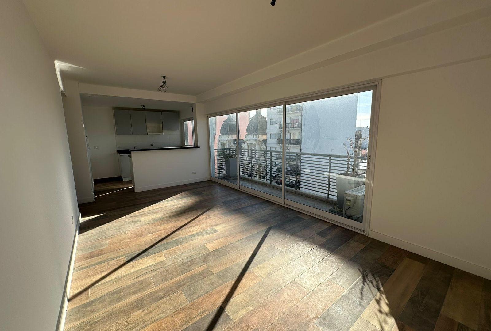 Foto de VENTA DEPARTAMENTO 4 AMBIENTES SAN CRISTOBAL, imagen 4