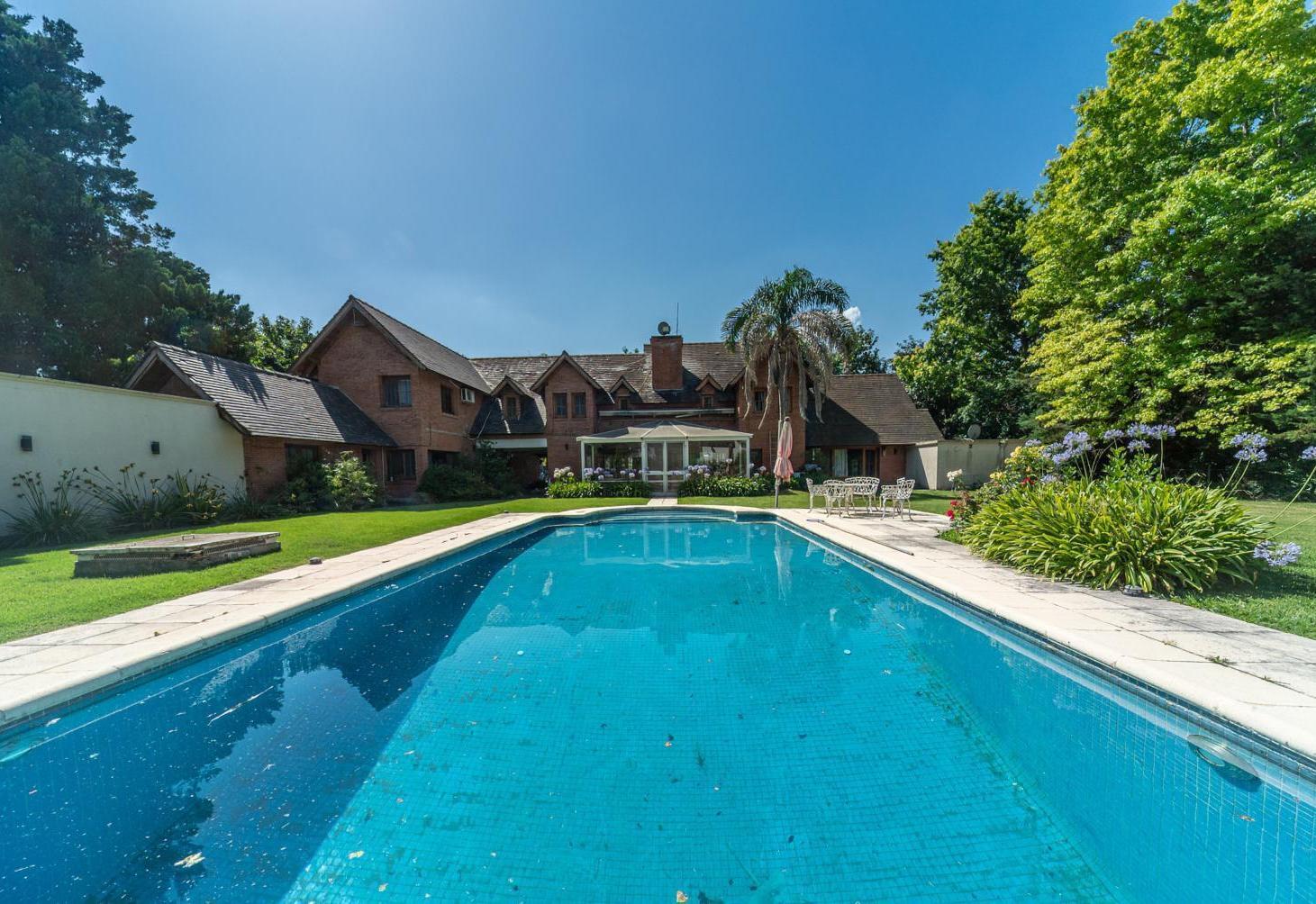 Venta Casa 6 ambientes en Club Country San Diego, Moreno