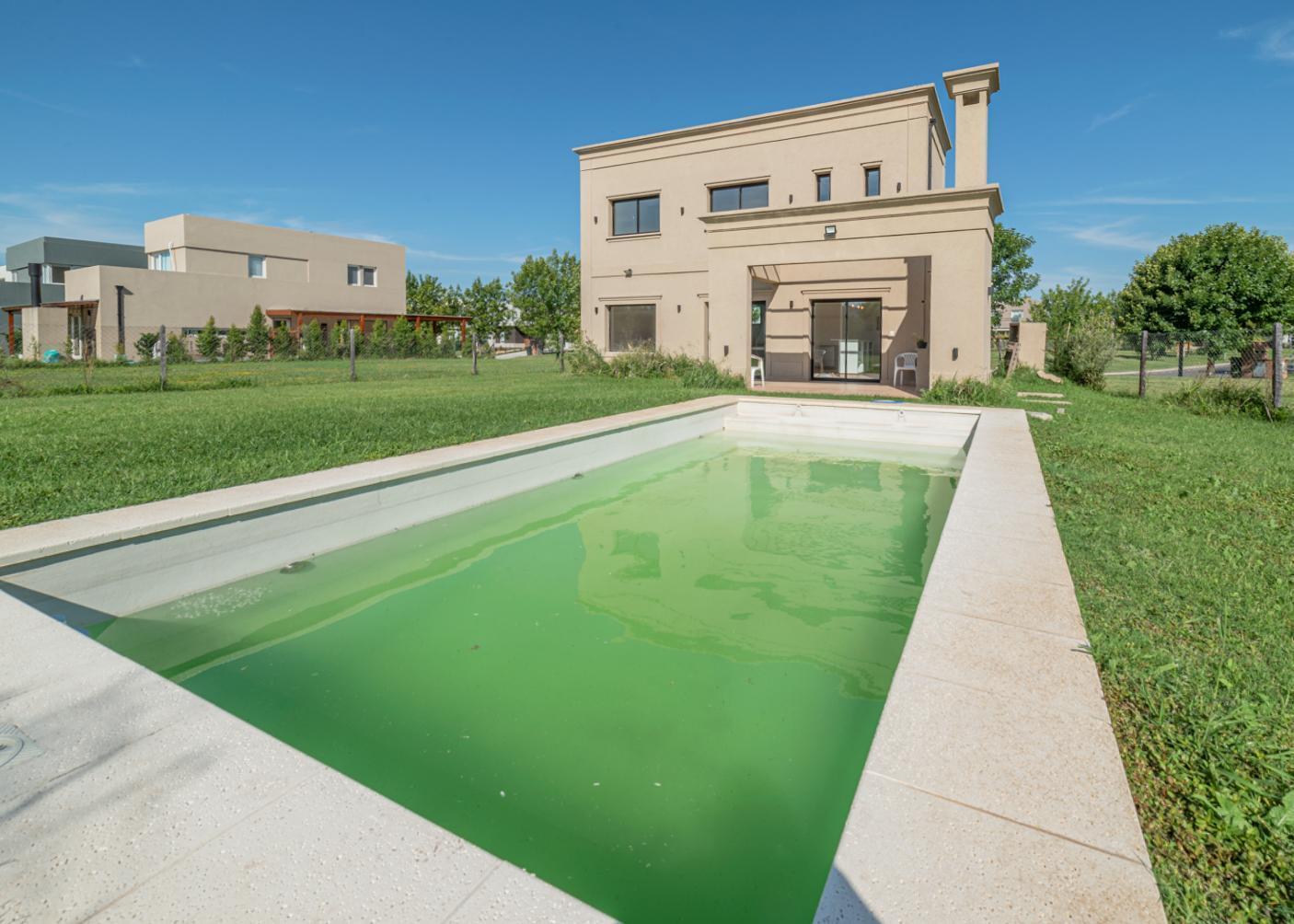 Venta Casa en Puertos del lago - Barrio Araucarias