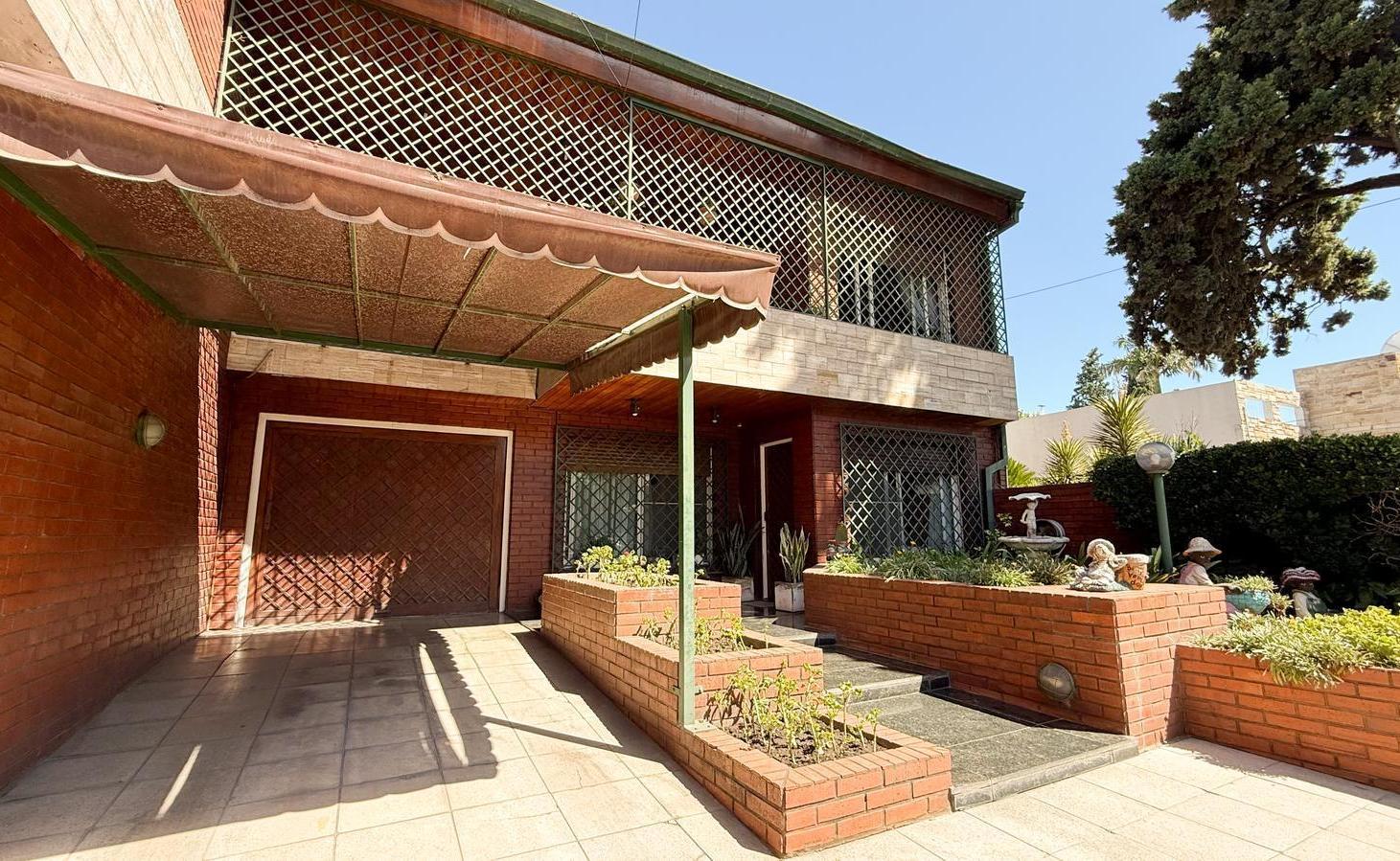 VENTA CASA 5 AMBIENTES JOSE C PAZ LOTE PROPIO