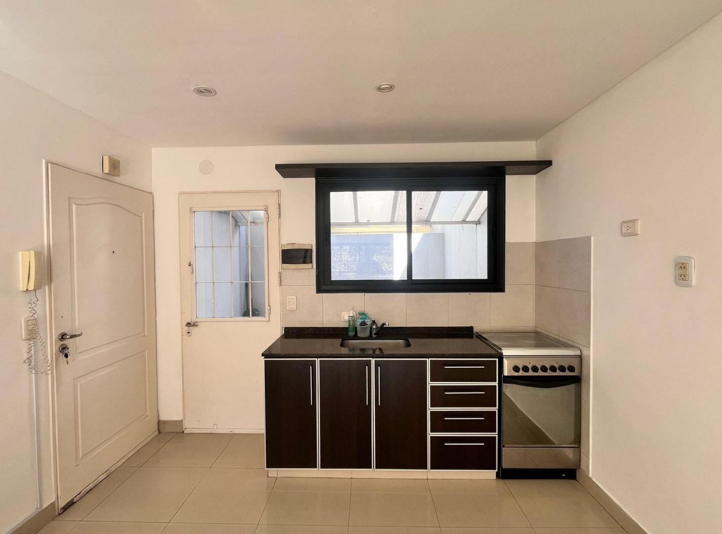 VENTA DEPARTAMENTO MONOAMBIENTE FLORESTA