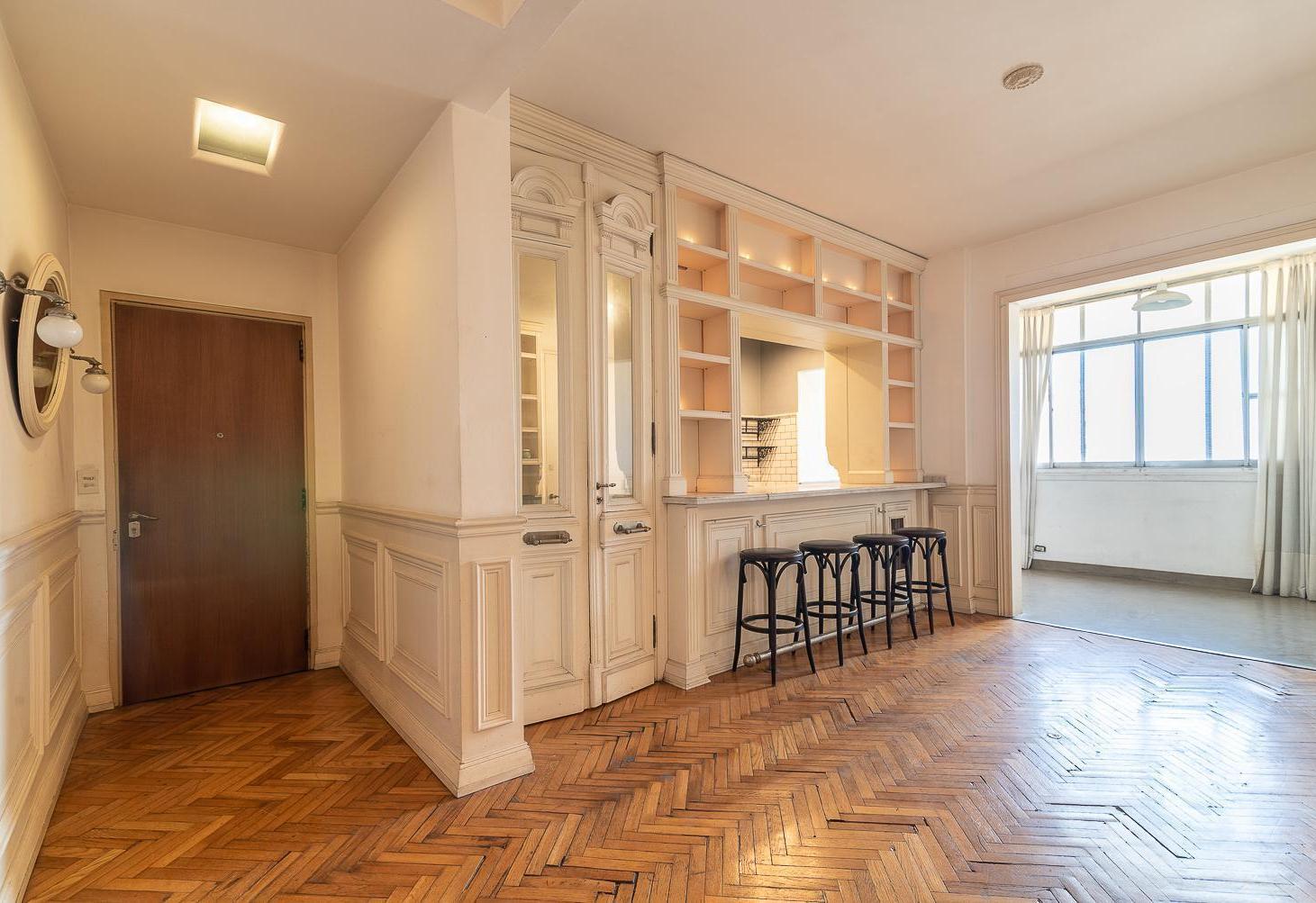 Venta Departamento 4 ambientes en Barracas con patio