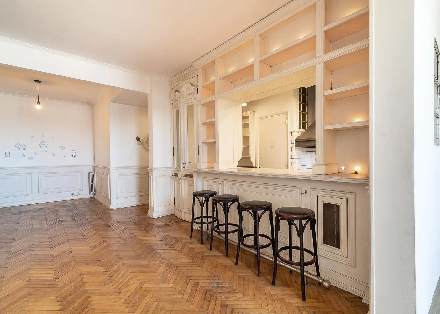 Venta Departamento 4 ambientes en Barracas con patio 2