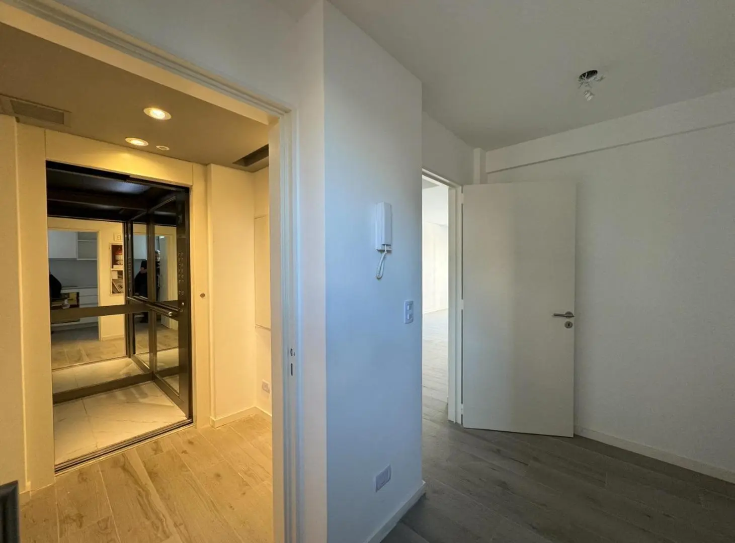 VENTA DEPARTAMENTO 4 AMBIENTES CON BALCON EN CAÑITAS 5