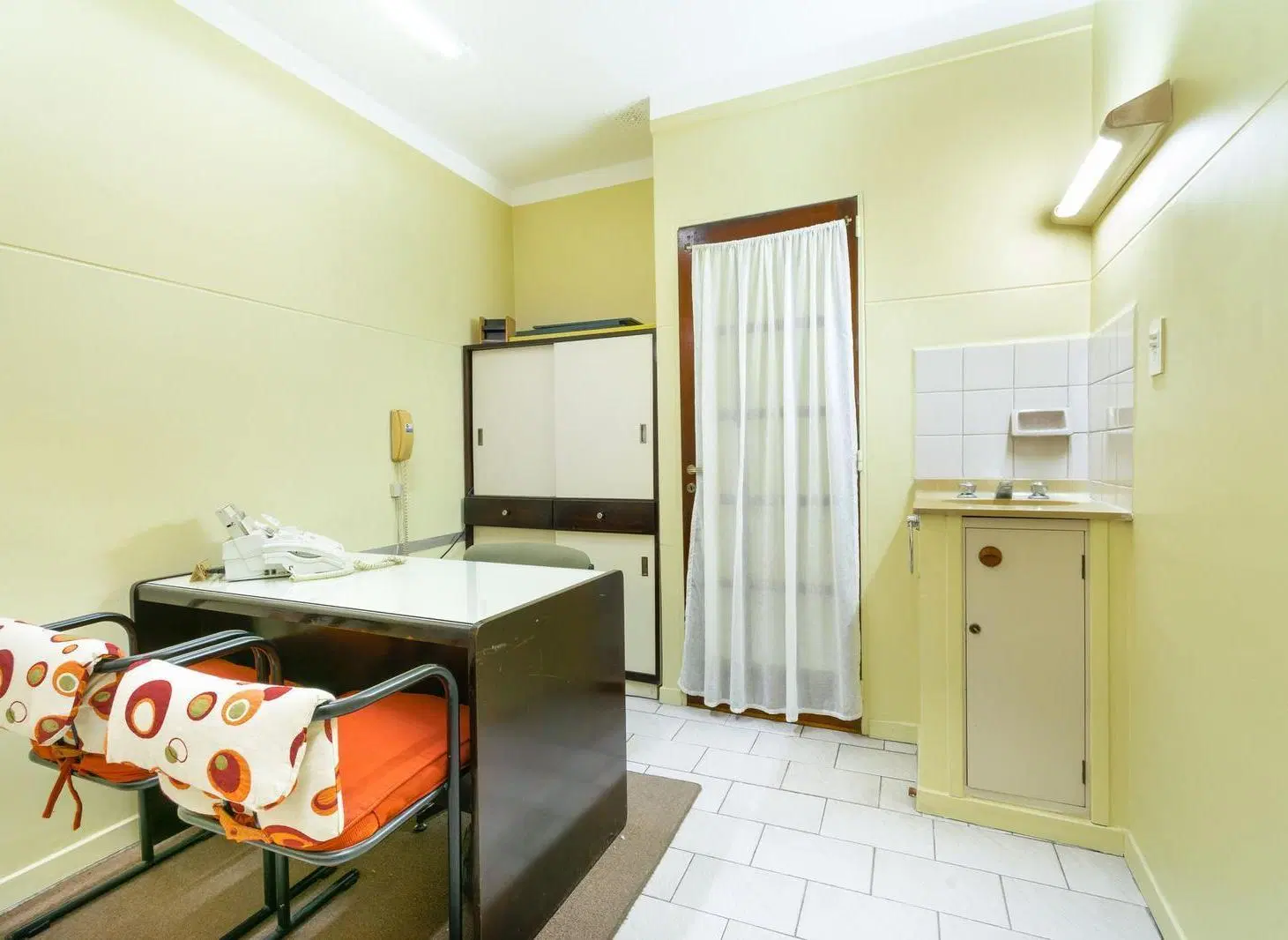 Venta Departamento Consultorio 4 ambientes en Palermo 2