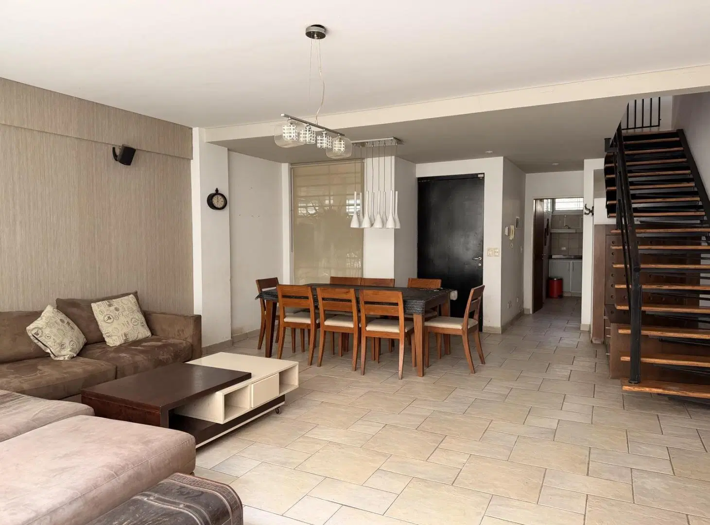 Venta Triplex en Chacarita 2