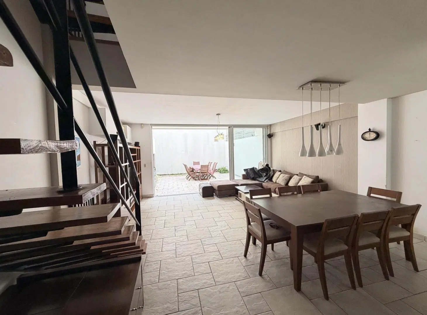 Venta Triplex en Chacarita 3