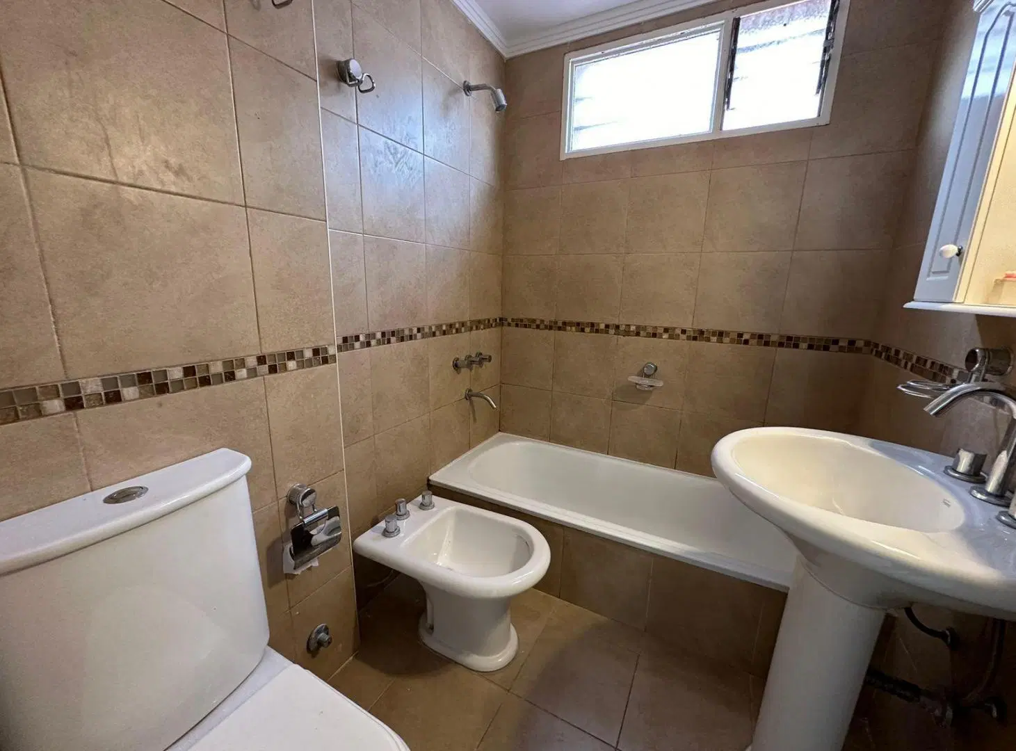 VENTA o ALQUILER DEPARTAMENTO 2 AMBIENTES CABALLITO 8