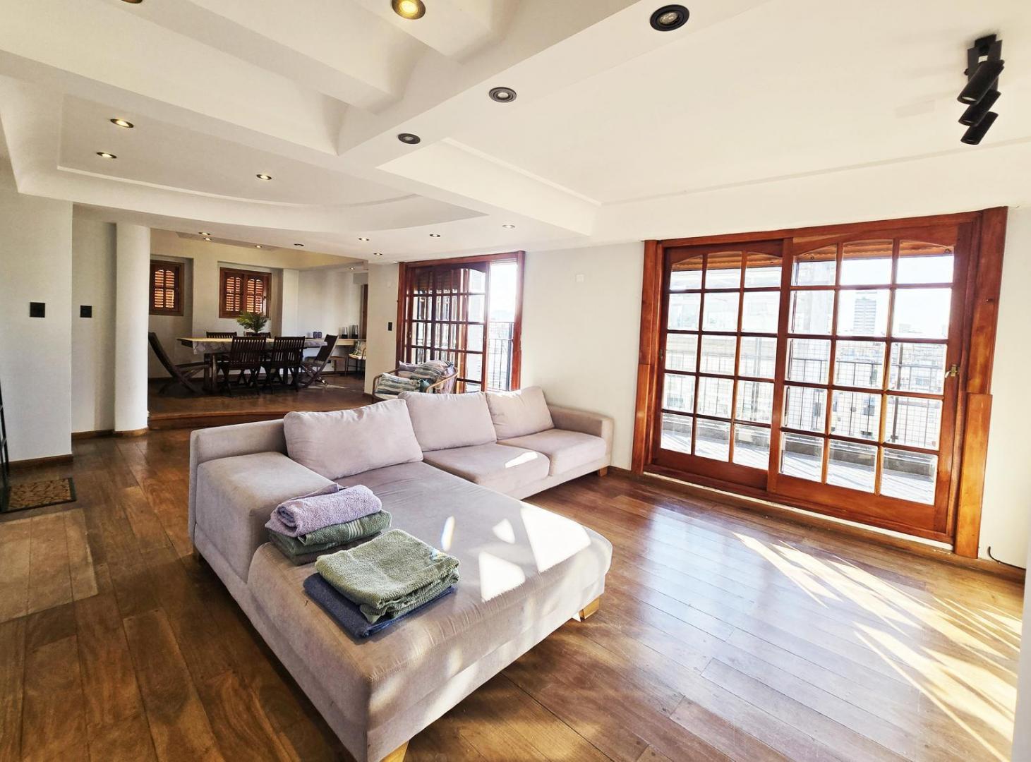 Foto de Venta SemiPiso Departamento 4 Ambientes con parrilla en San Nicolas, imagen 2