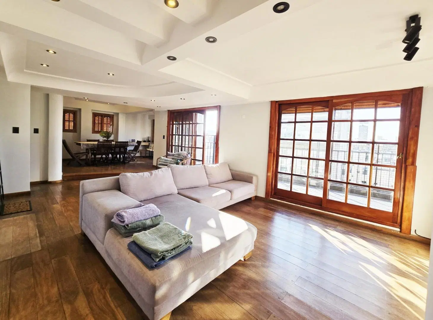 Venta o Alquiler Departamento 4 Ambientes en San Nicolas Microcentro 2