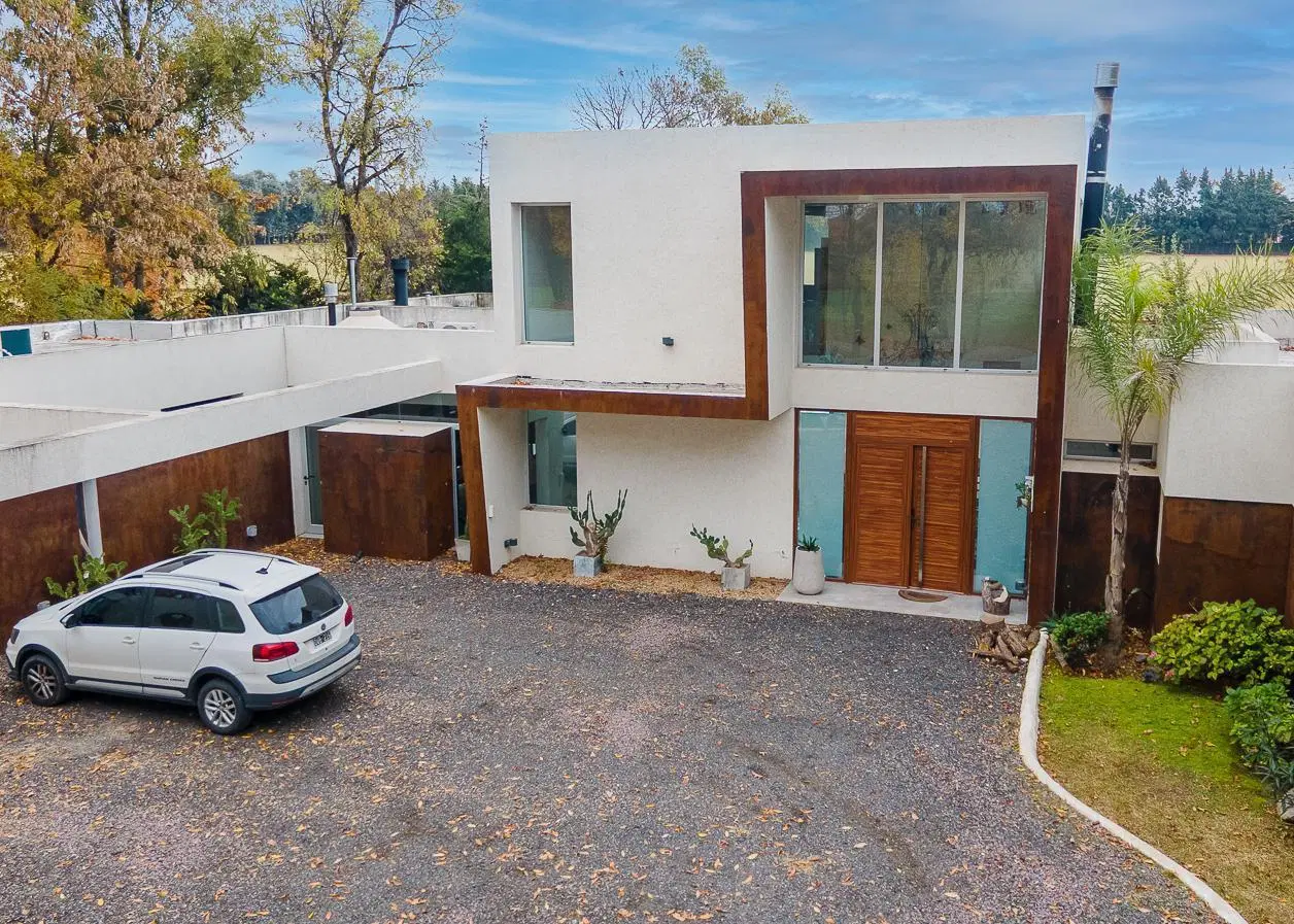 Venta Casa en Club de Polo La Cañada 2