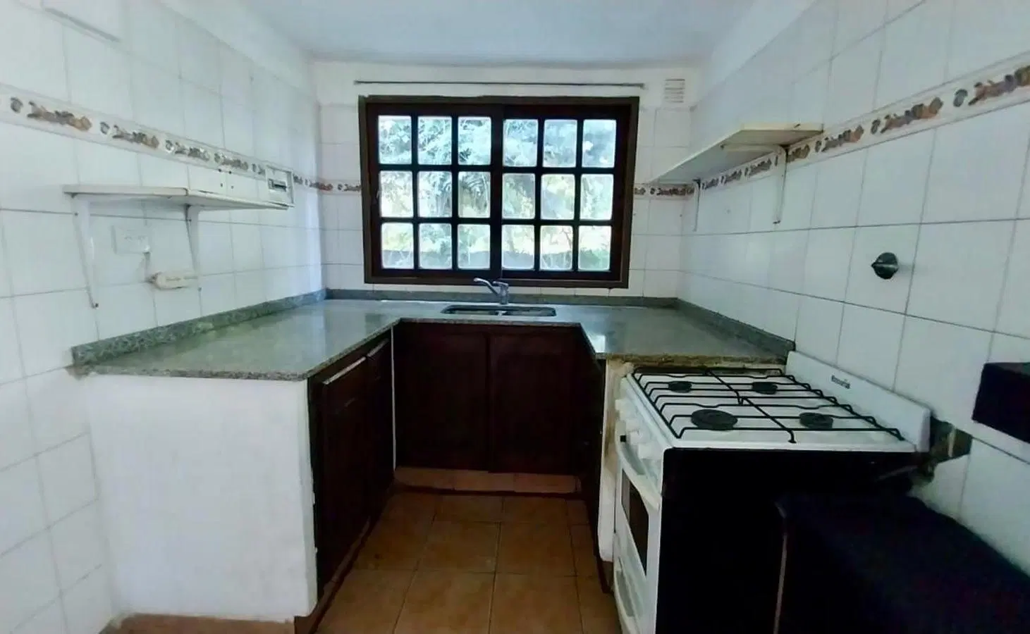 VENTA CASA PILAR 4 AMBIENTES EN EL ZORZAL CON PILETA 2