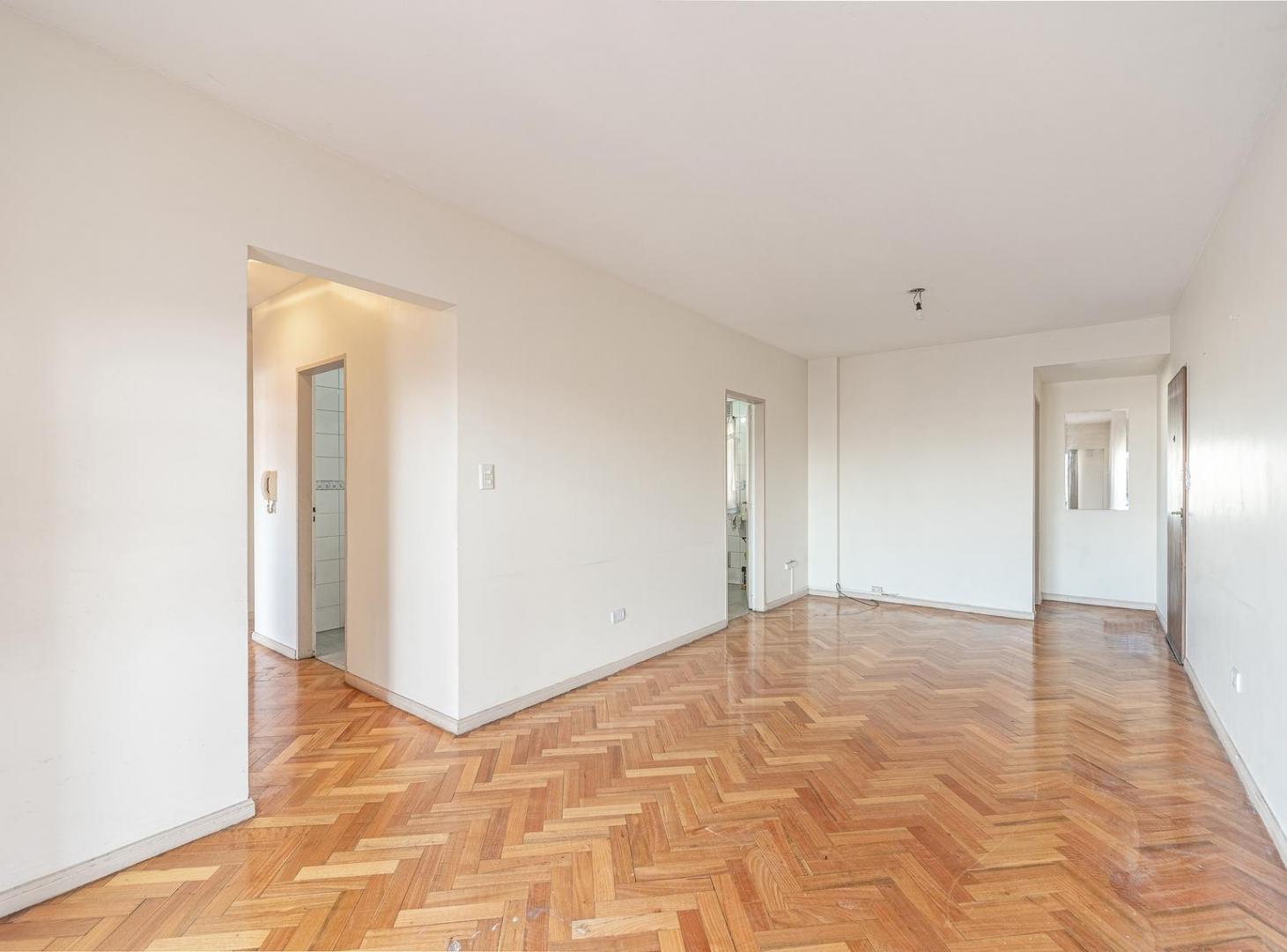 Foto de Venta departamento 4 ambientes Almagro con cochera, imagen 2
