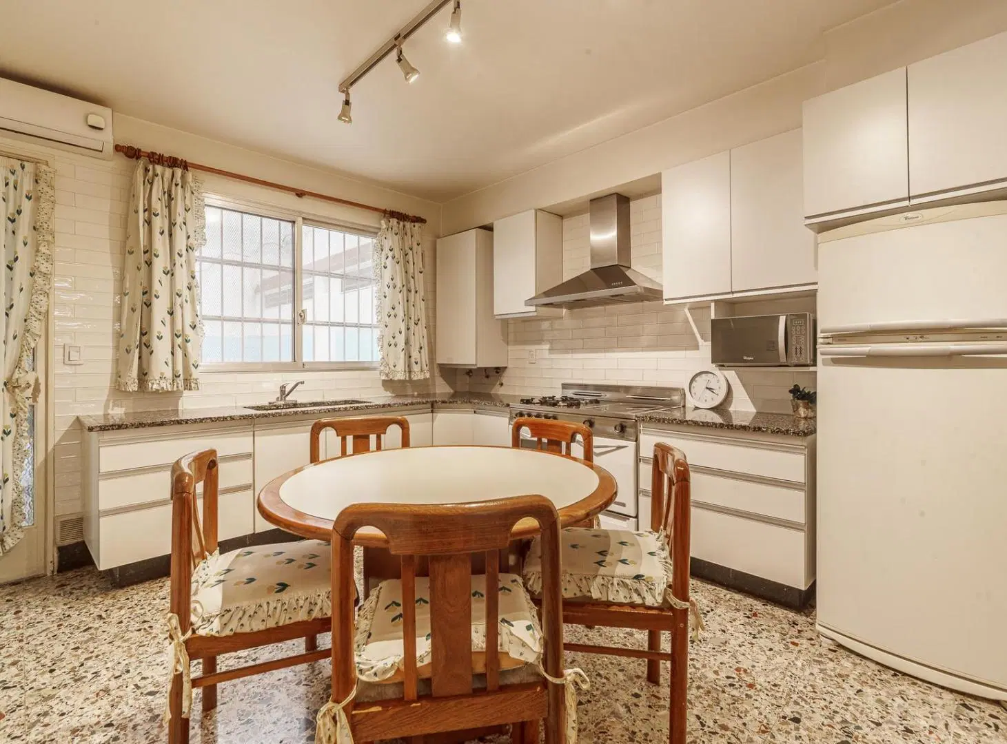 VENTA DEPARTAMENTO 4 AMBIENTES BELGRANO 5
